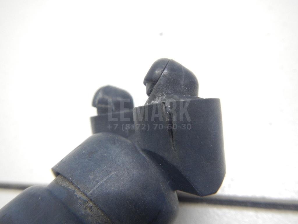 Форсунка омывателя фары