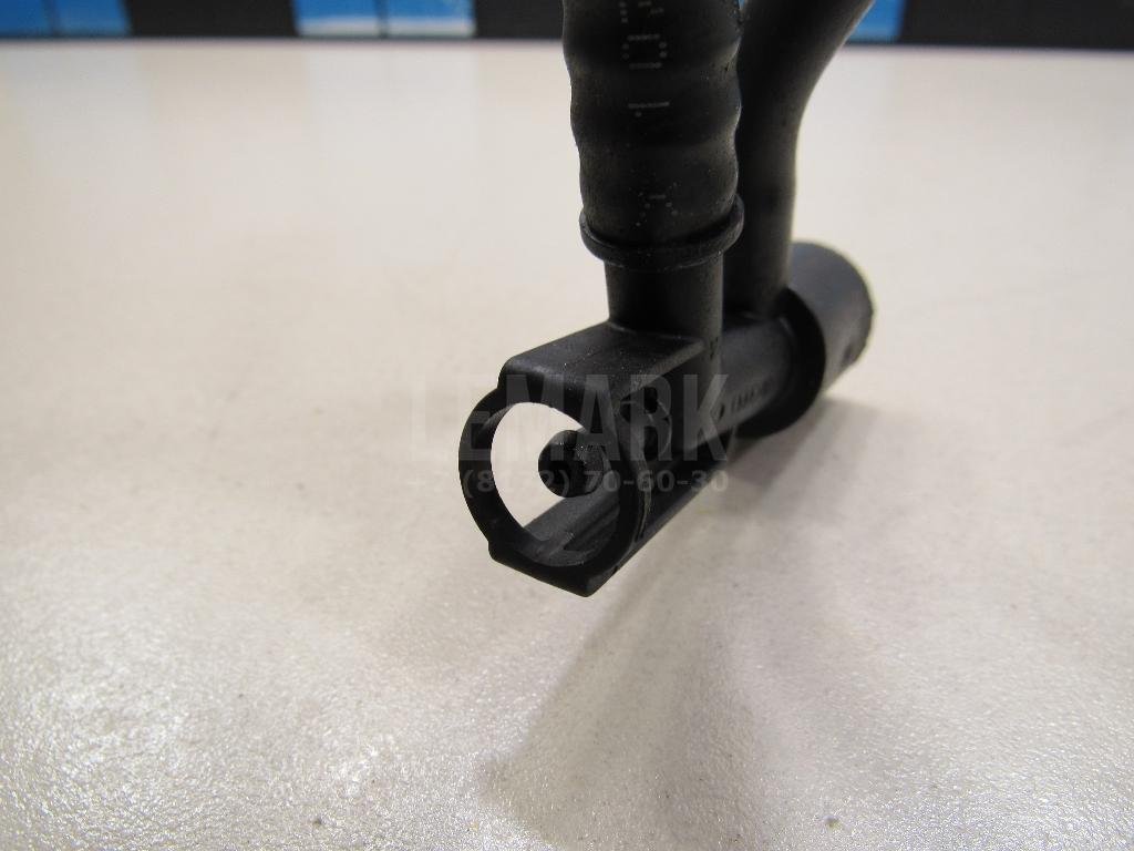 Шланг вакуумного усилителя тормоза