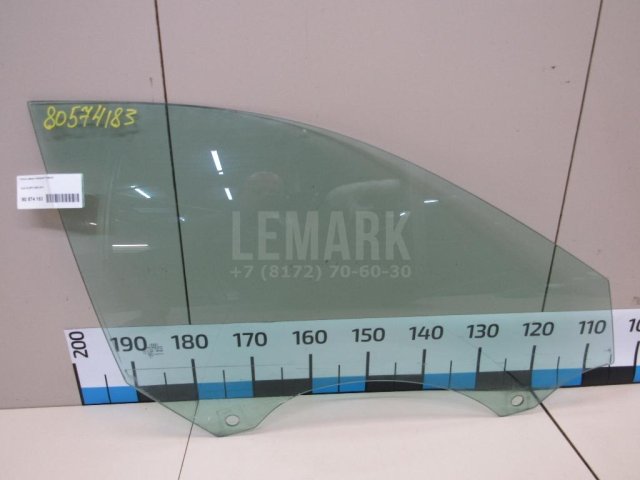 Стекло двери передней правой