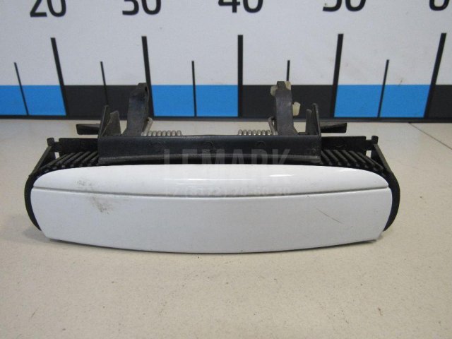 Ручка двери задней наружная правая