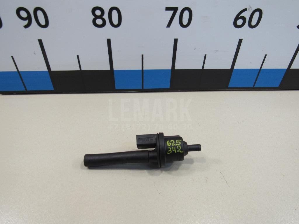 Клапан вентиляции топливного бака