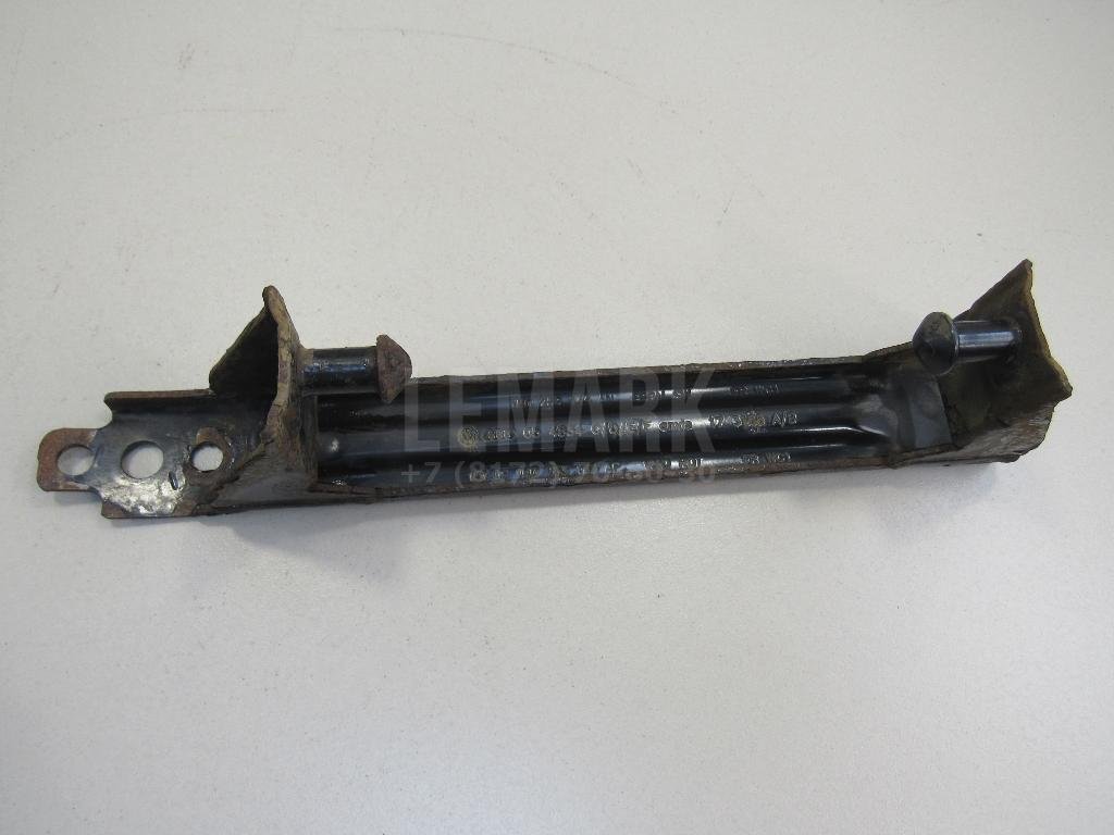 Кронштейн глушителя