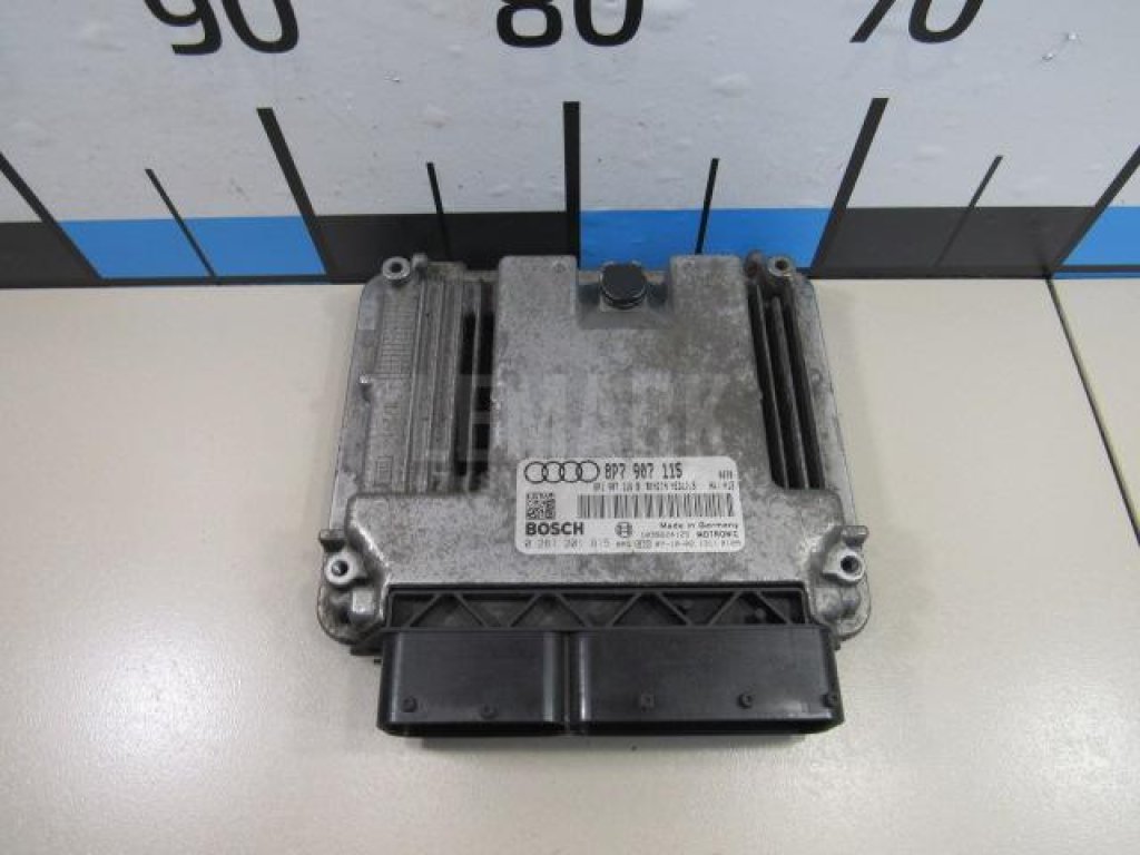 Блок управления двигателем для  Audi A3 [8P1] 2003-2013