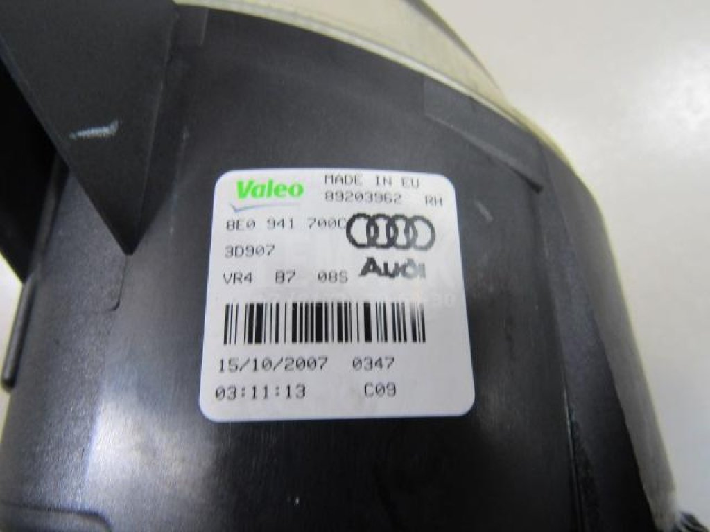 Фара противотуманная правая