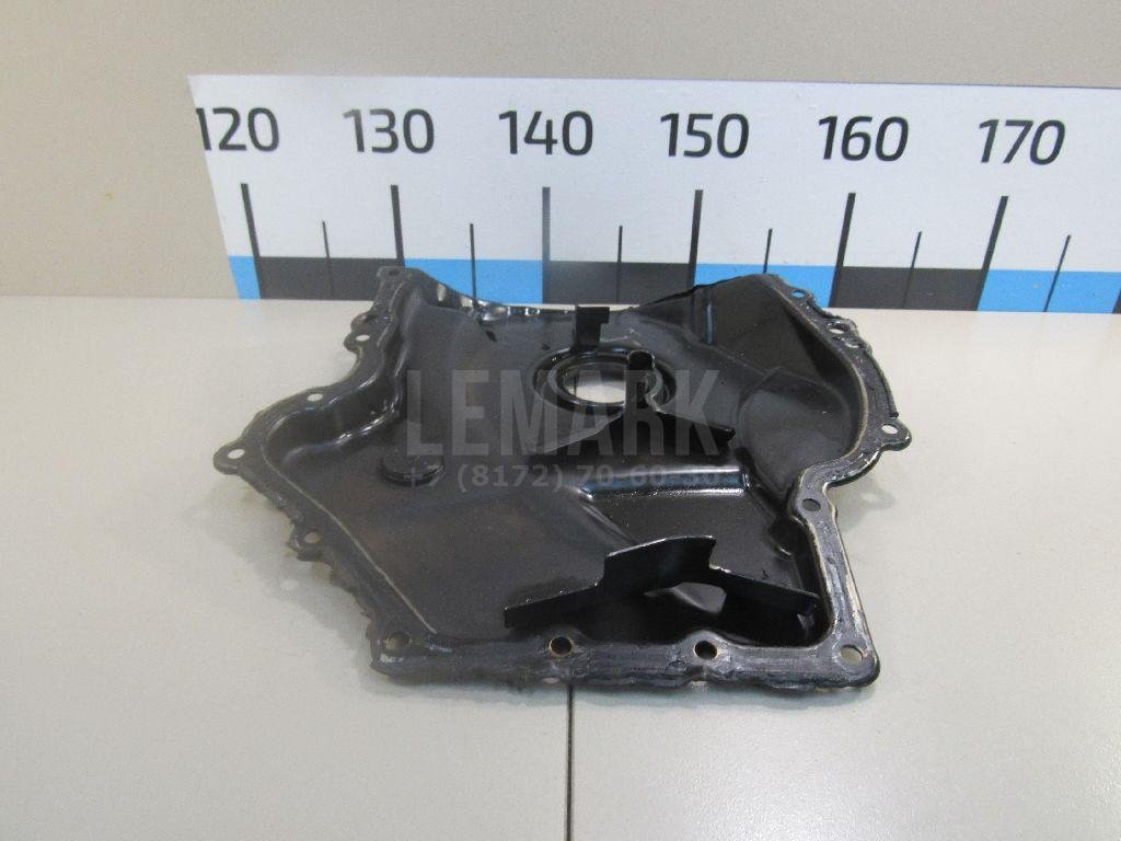 Крышка двигателя передняя