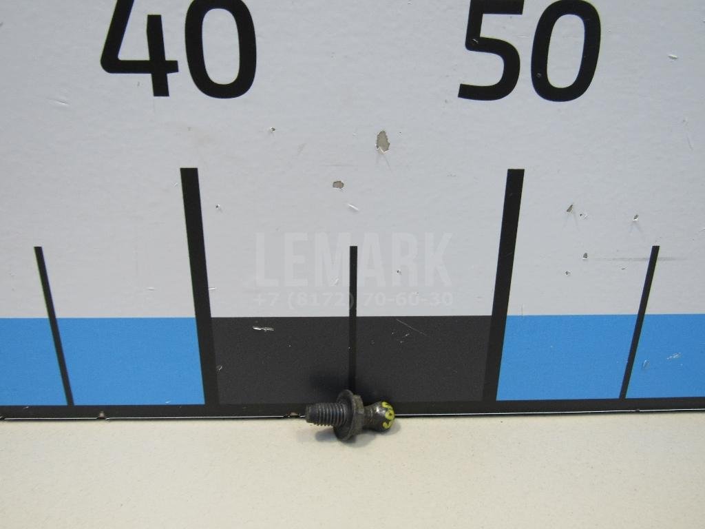 Крепеж газового упора