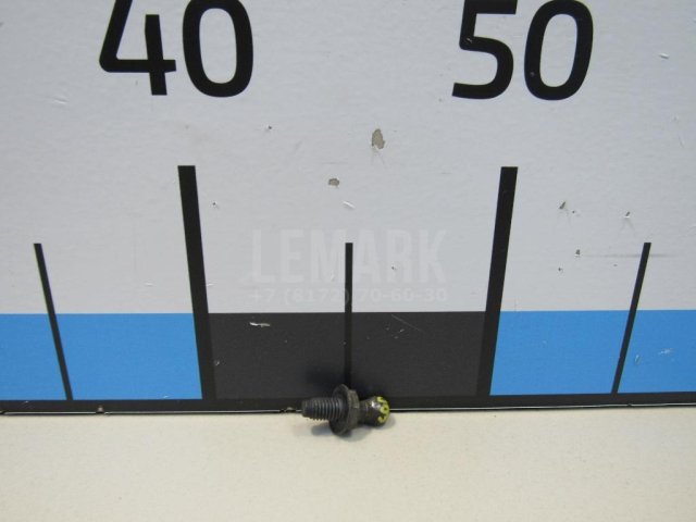 Крепеж газового упора