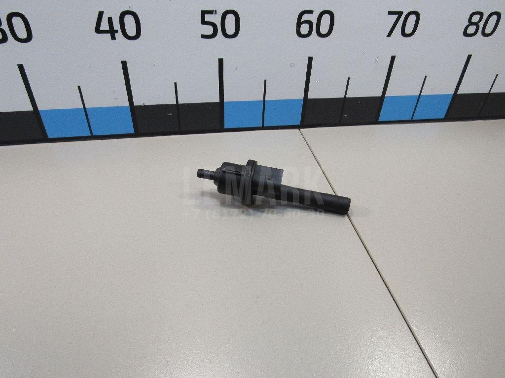 Клапан вентиляции топливного бака