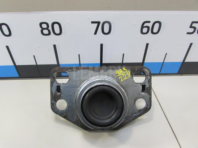 Опора двигателя