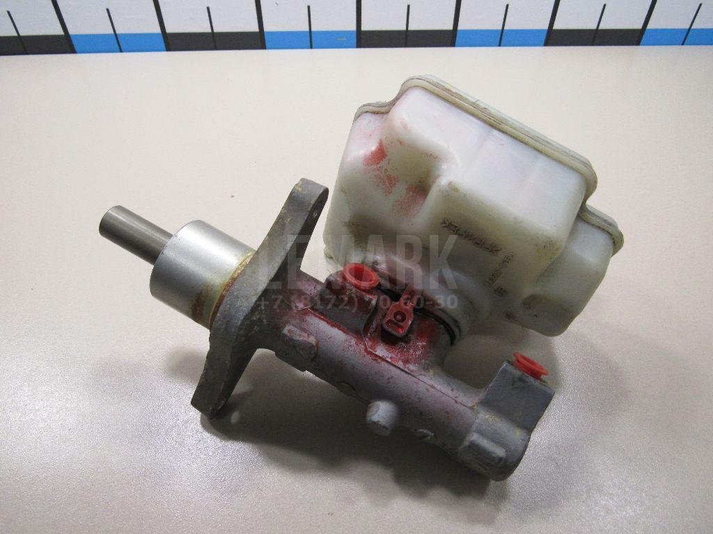 Цилиндр тормозной главный