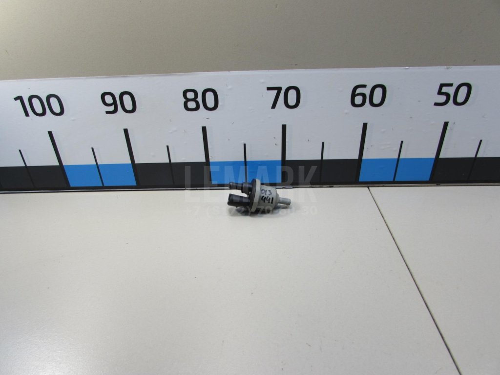 Клапан вентиляции топливного бака