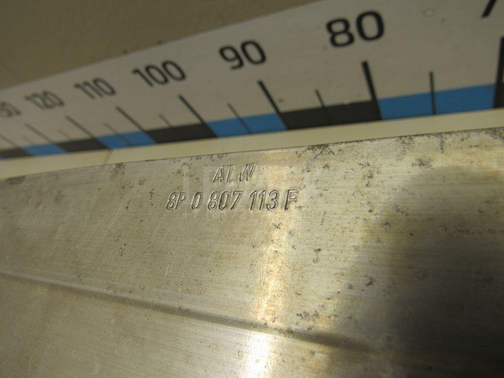 Усилитель переднего бампера