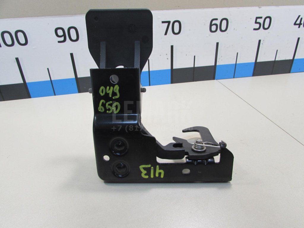 Крючок капота для  Audi A3 [8PA] Sportback 2004-2013