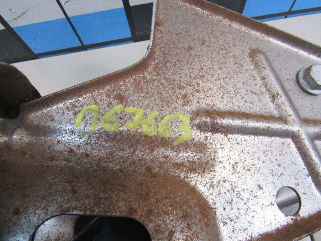 Педаль тормоза