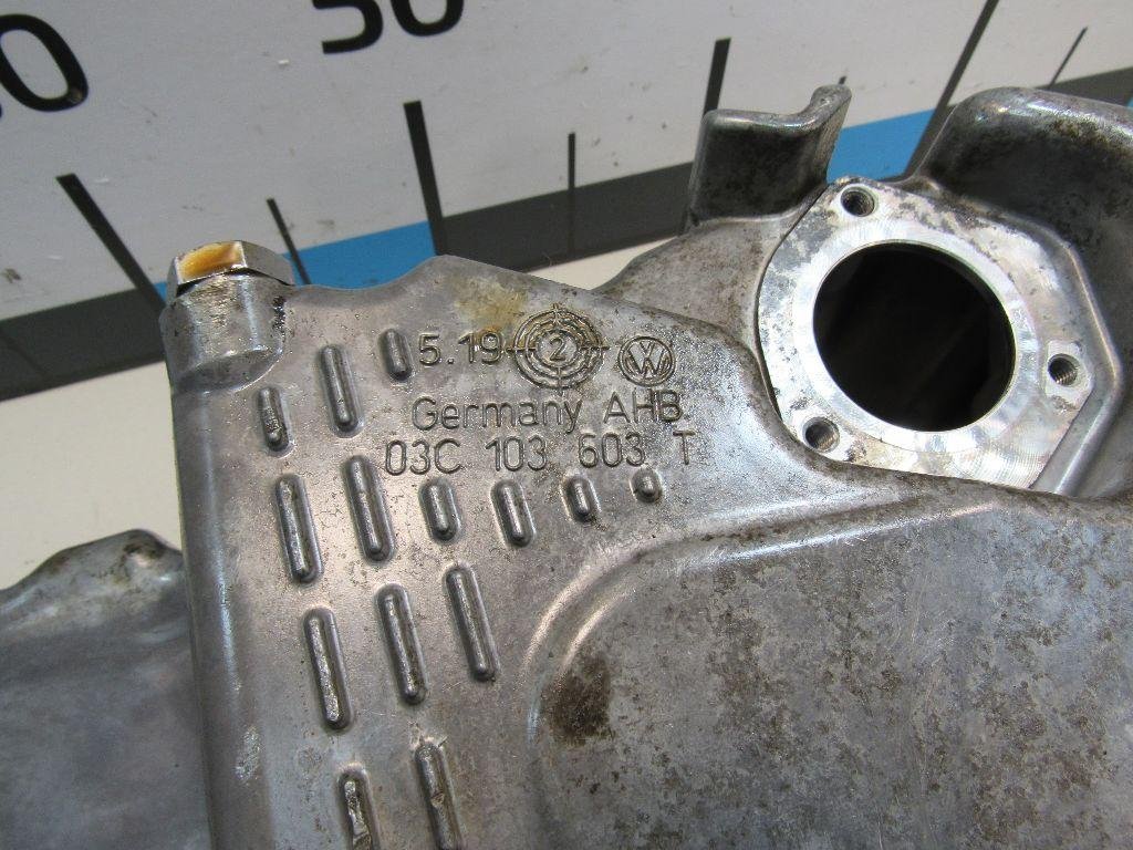 Поддон масляный двигателя