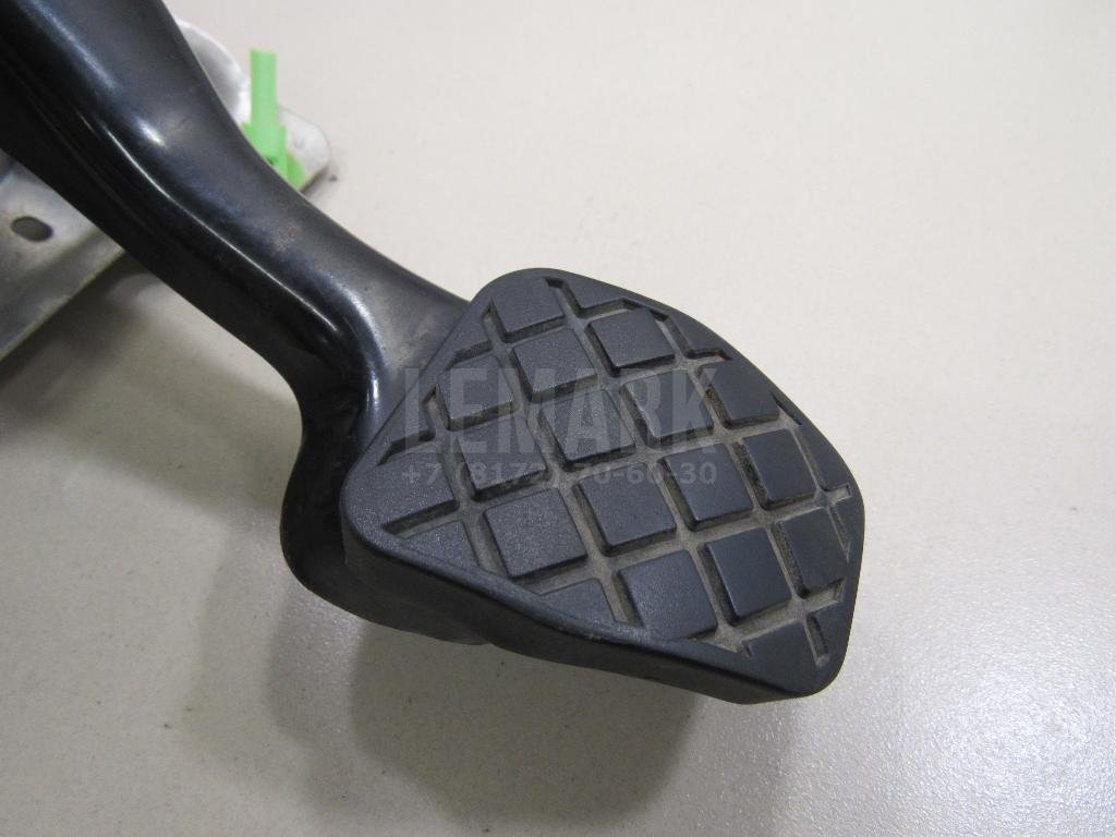 Педаль тормоза