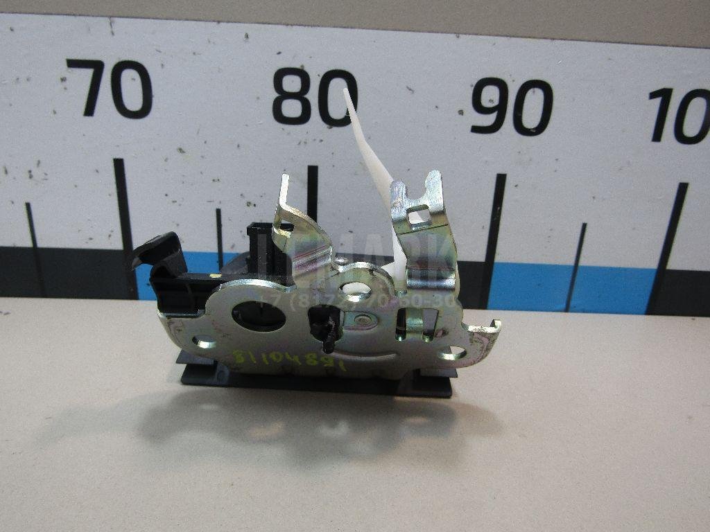 Замок багажника