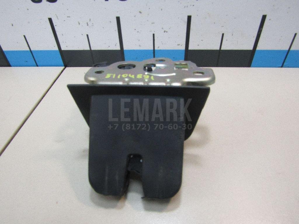 Замок багажника