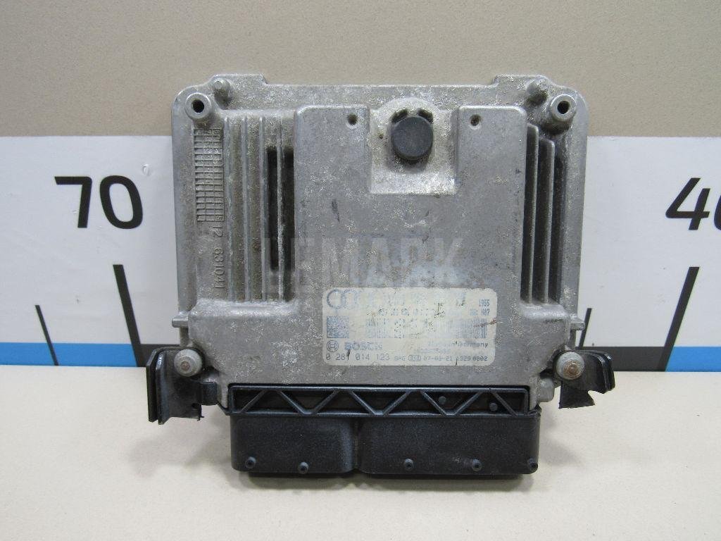 Блок управления двигателем