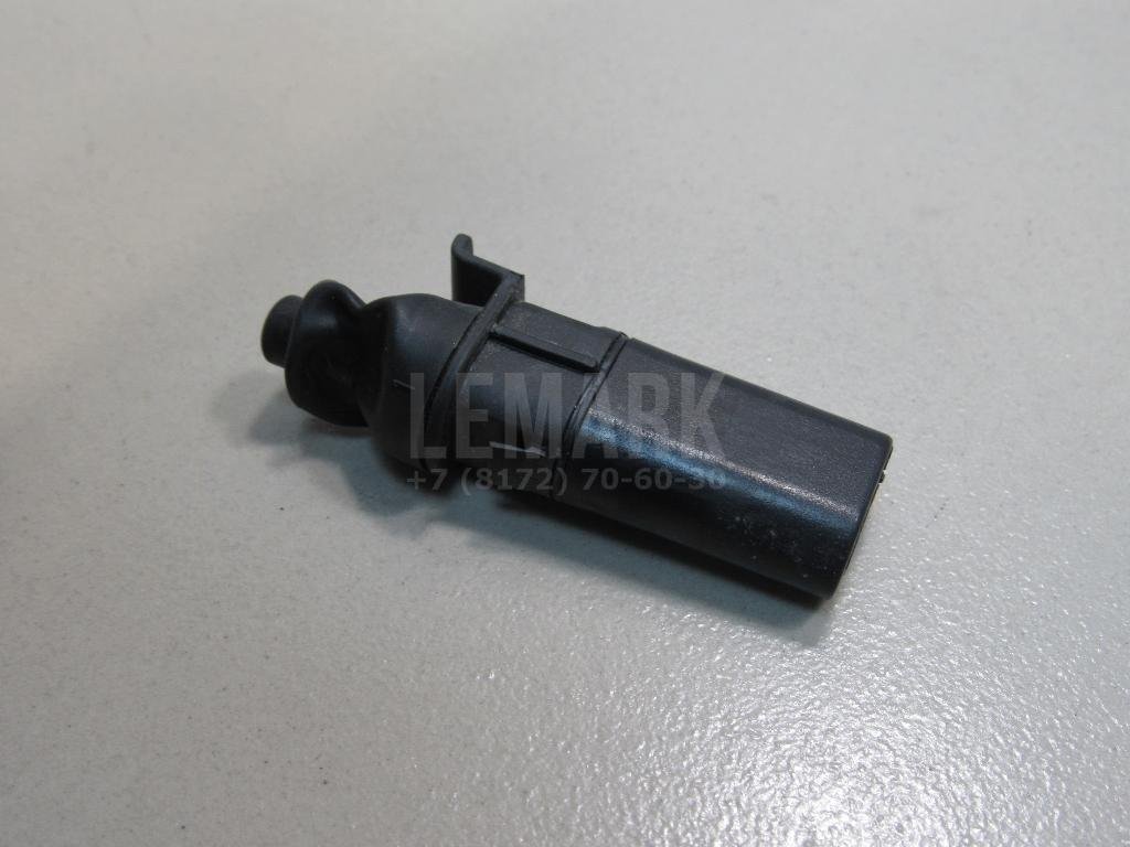 Замок лючка бензобака