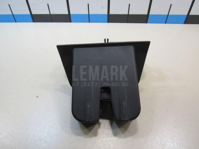 Замок багажника