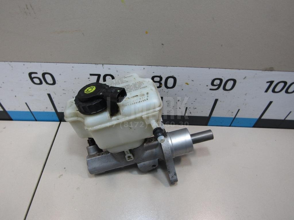 Цилиндр тормозной главный