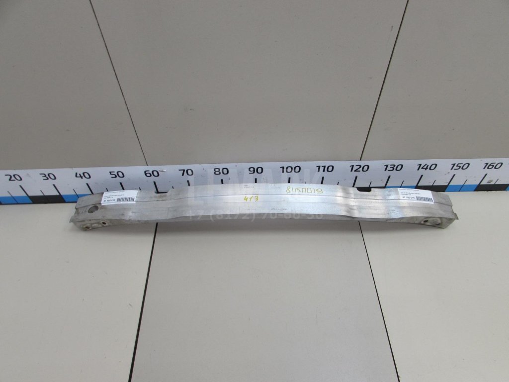 Усилитель переднего бампера