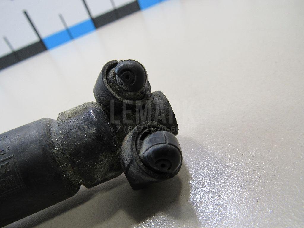 Форсунка омывателя фары