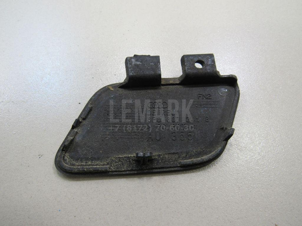 Заглушка буксировочного крюка