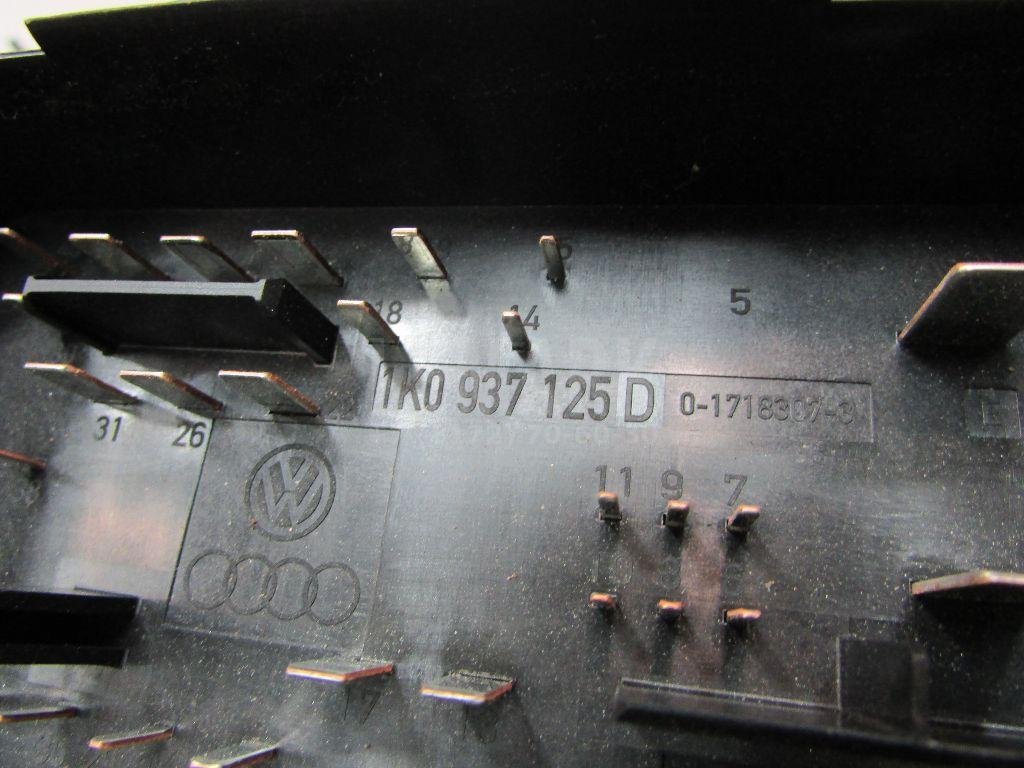 Блок предохранителей