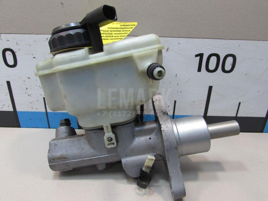 Цилиндр тормозной главный