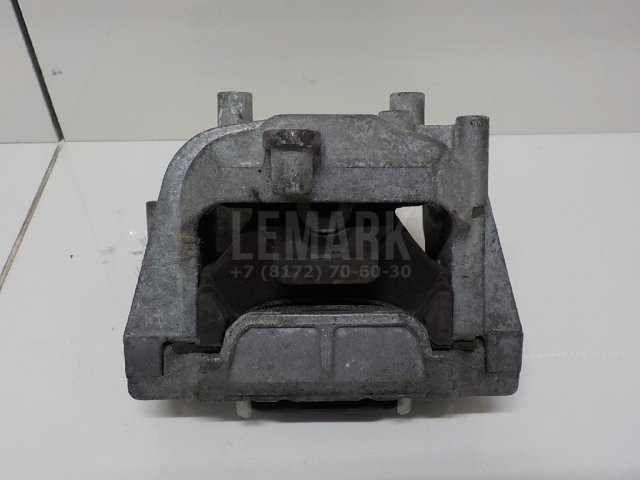 Опора двигателя правая