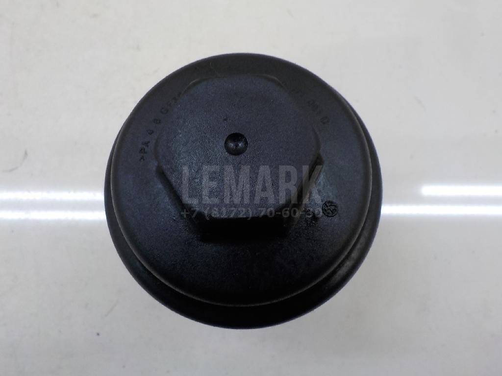 Крышка масляного радиатора