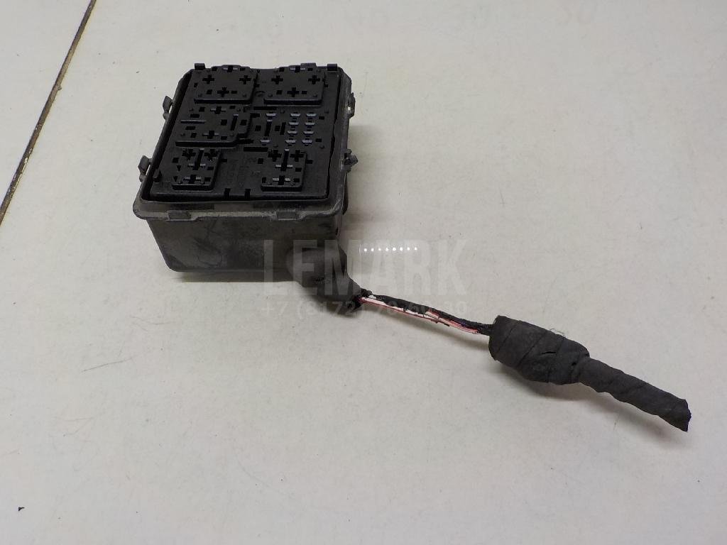 Блок предохранителей для  Audi A3 [8P1] 2003-2013