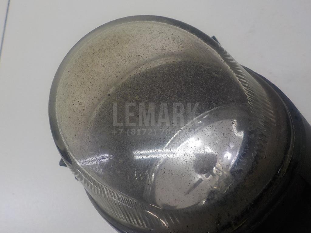 Фара противотуманная левая