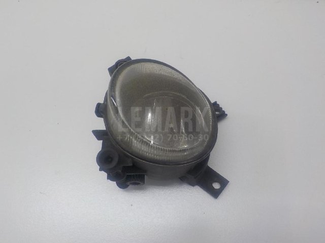 Фара противотуманная левая