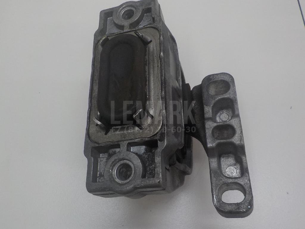 Опора двигателя правая