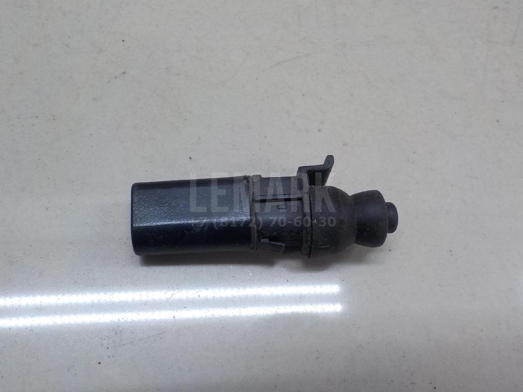 Замок лючка бензобака