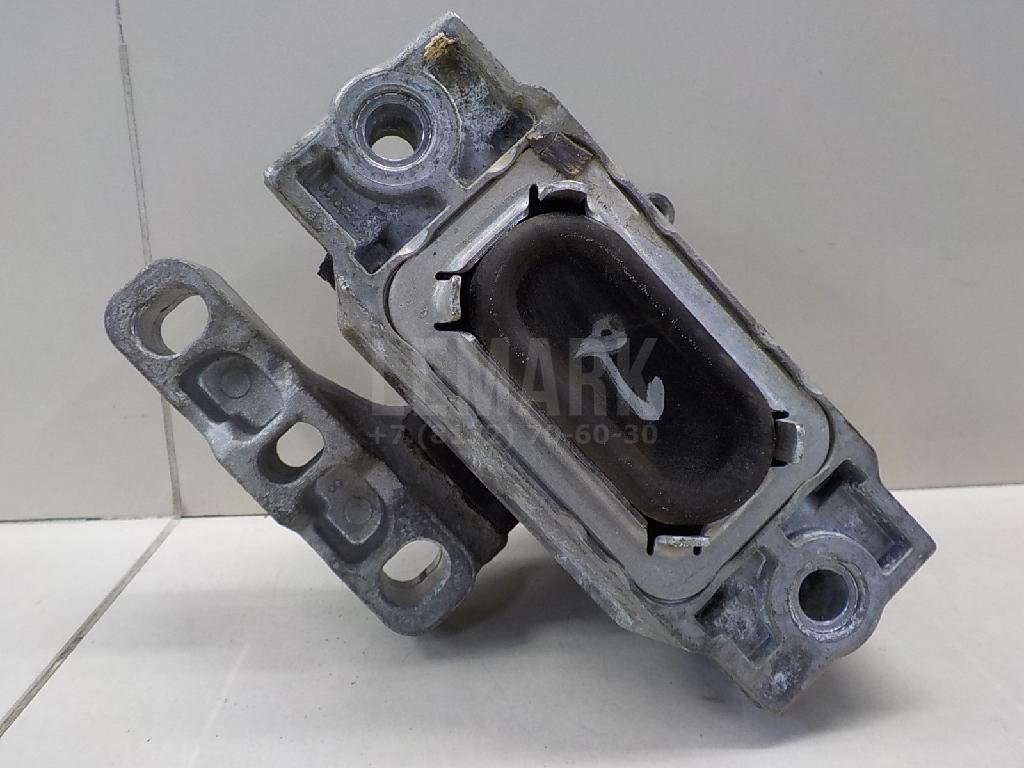 Опора двигателя правая