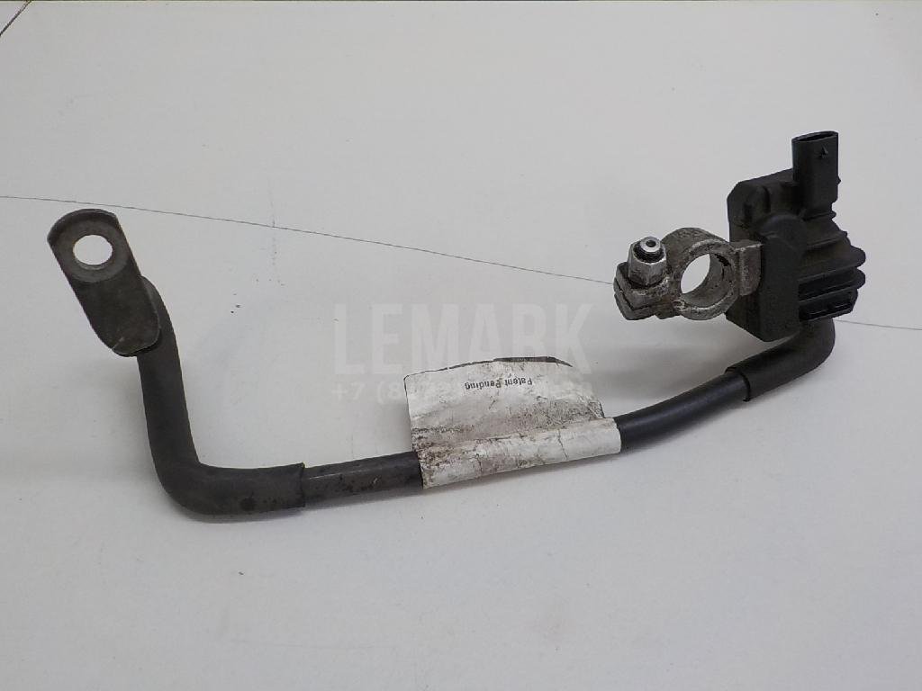 Клемма аккумулятора минус