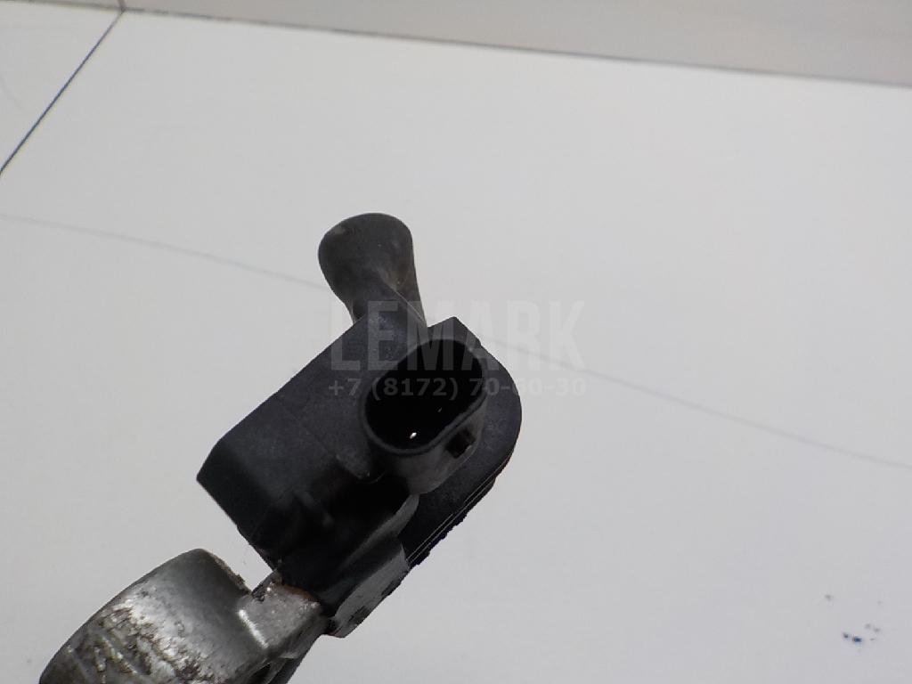 Клемма аккумулятора минус