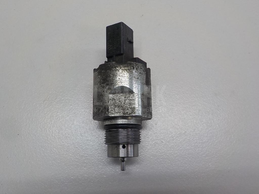 Регулятор давления топлива для  Audi 80/90 [B4] 1991-1995