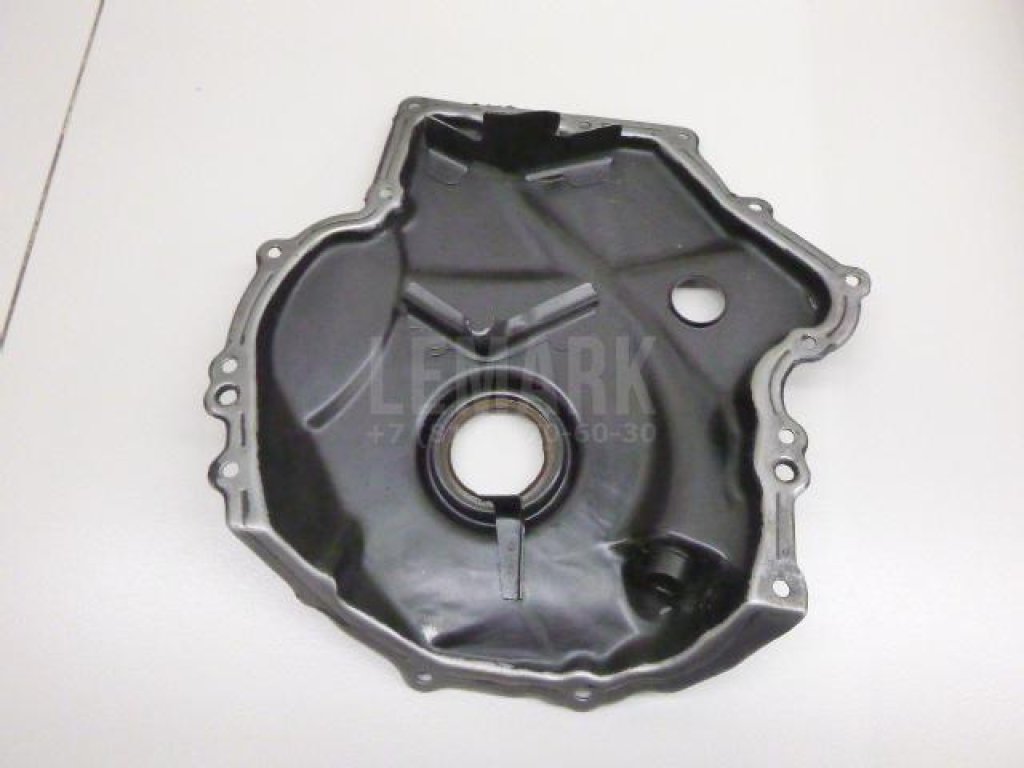 Крышка двигателя передняя