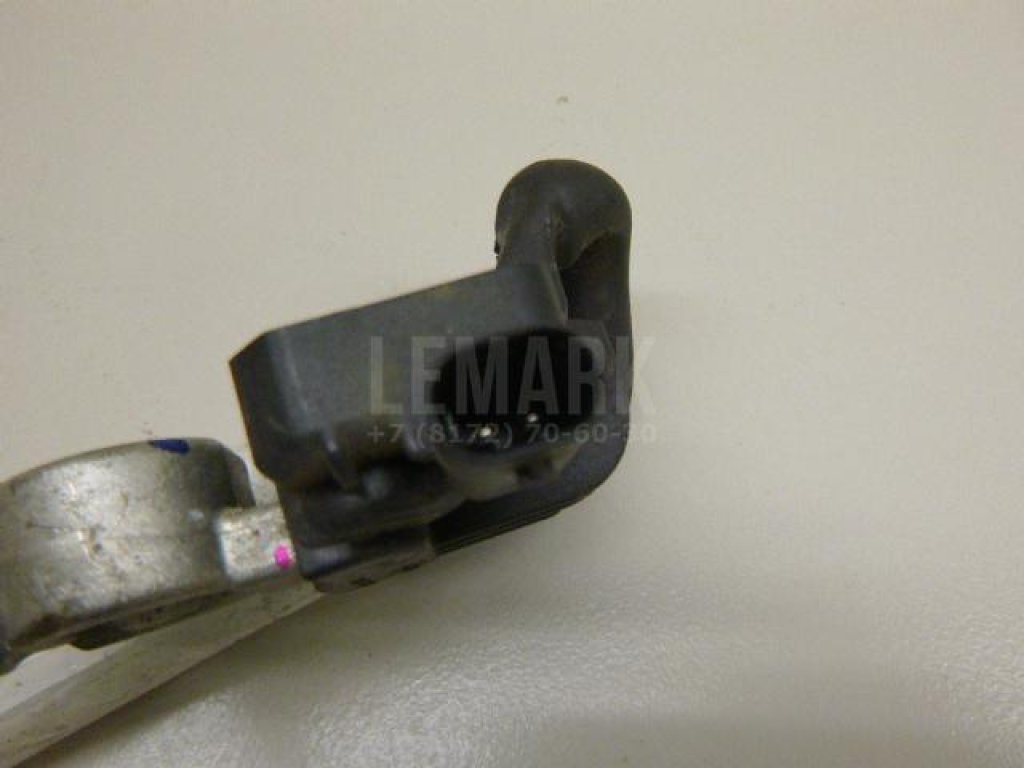 Клемма аккумулятора минус