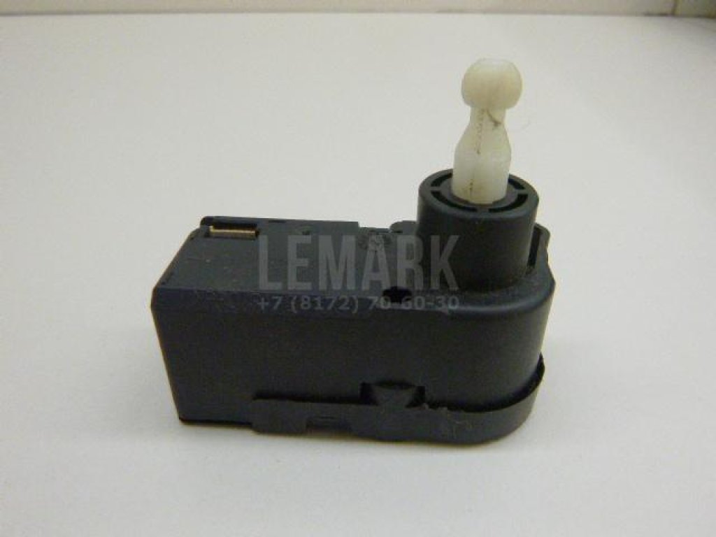 Моторчик корректора фары