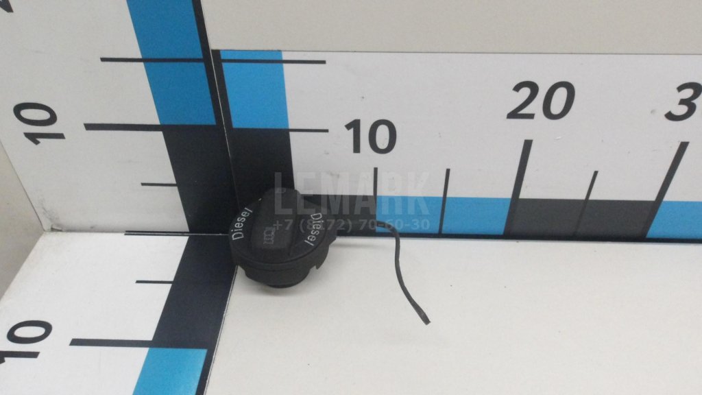 Крышка топливного бака