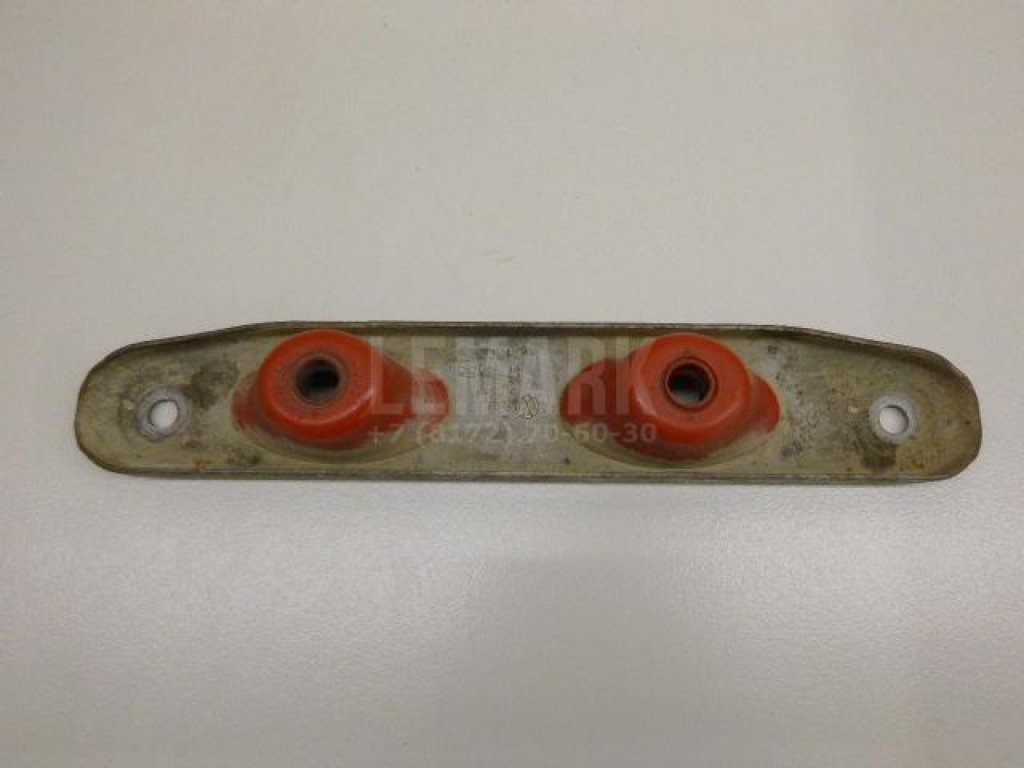 Кронштейн глушителя