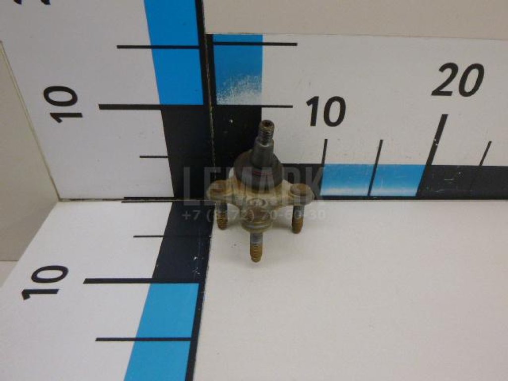 Опора шаровая правая передней подвески