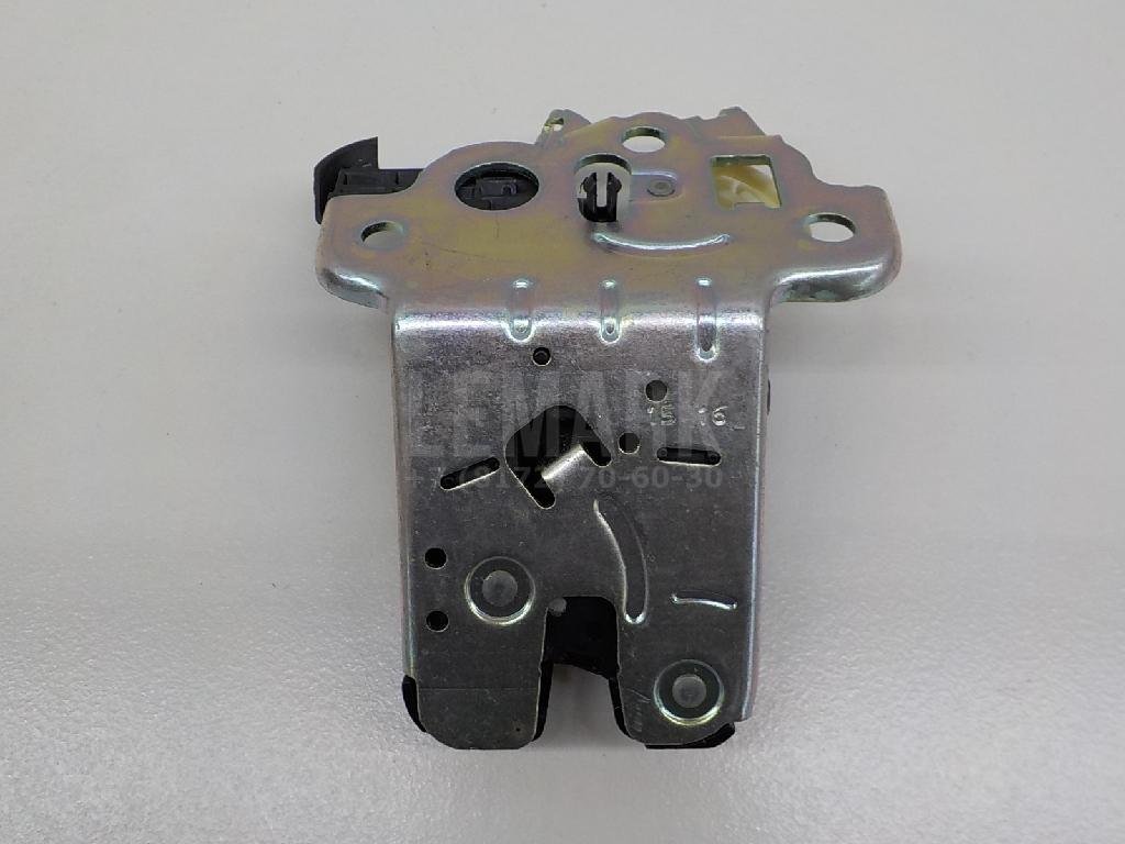 Замок багажника