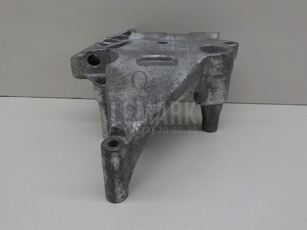 Кронштейн опоры двигателя